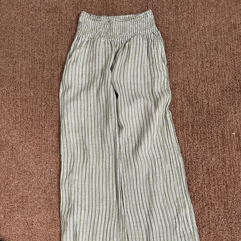 Billabong lightweight pants